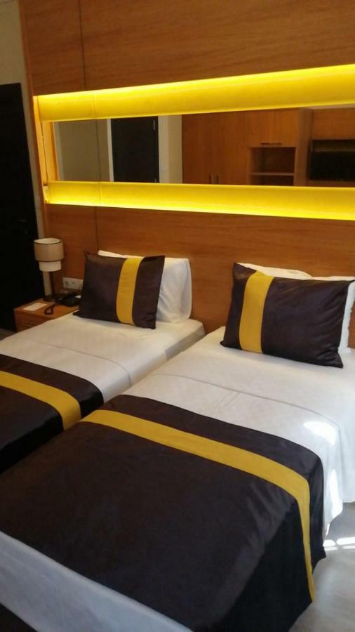 Karamans Sirkeci Suites Hotel Provincia di Provincia di Istanbul Esterno foto