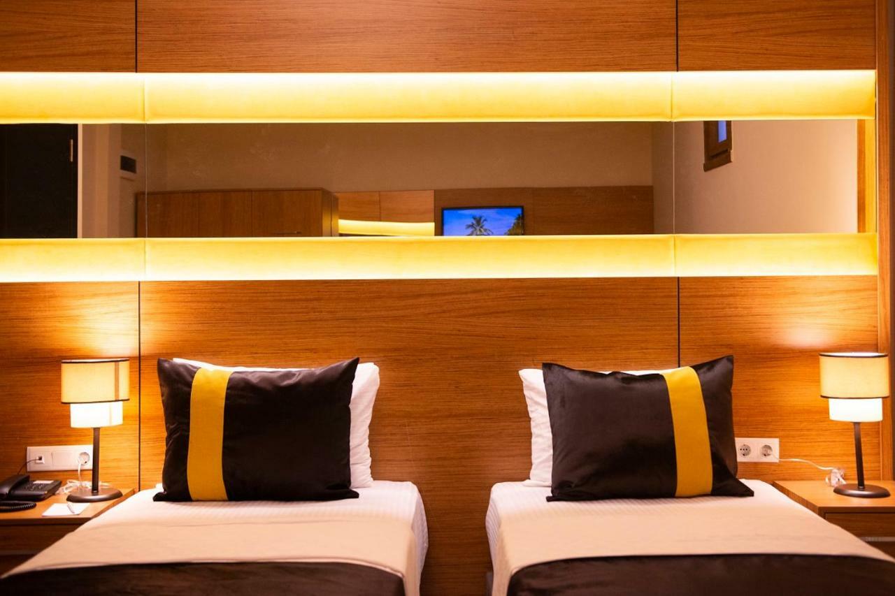 Karamans Sirkeci Suites Hotel Provincia di Provincia di Istanbul Esterno foto